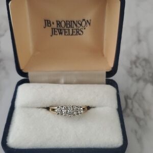 Gold and Diamond Cluster Ring